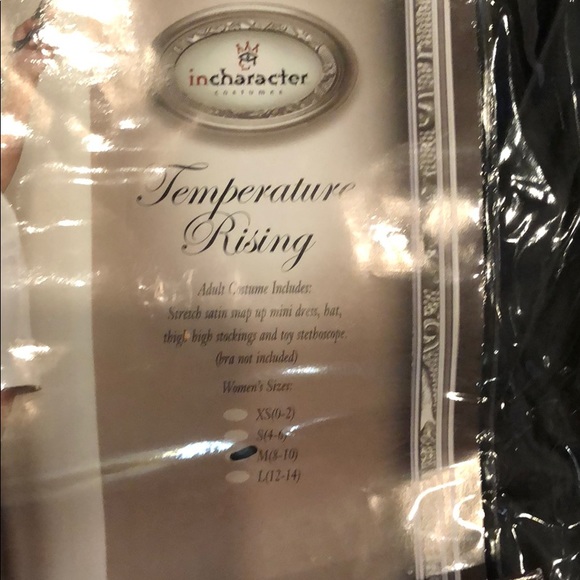 In-character/Halloween sexy nurse mini dress - Picture 4 of 7